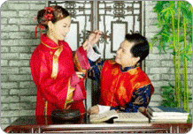 Dessin d'un couple chinois en tenue rouge se tapant les mains
