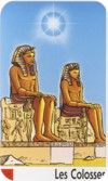 Deux grandes statues égyptiennes