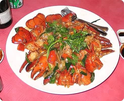 Crevettes aux oignons